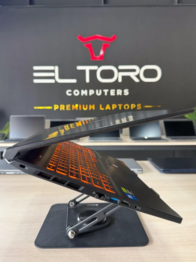 ACER NITRO V16 RTX 5050-13 (Copy).webp