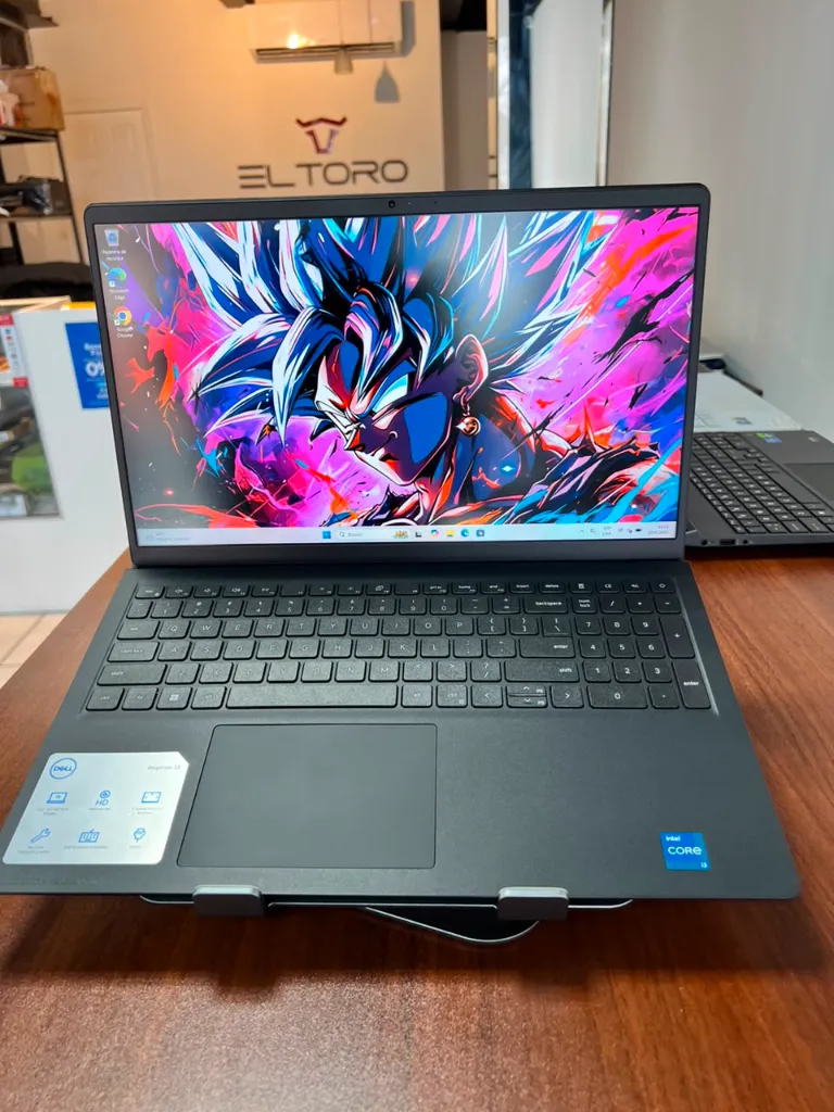 DELL INSPIRON 15 3520